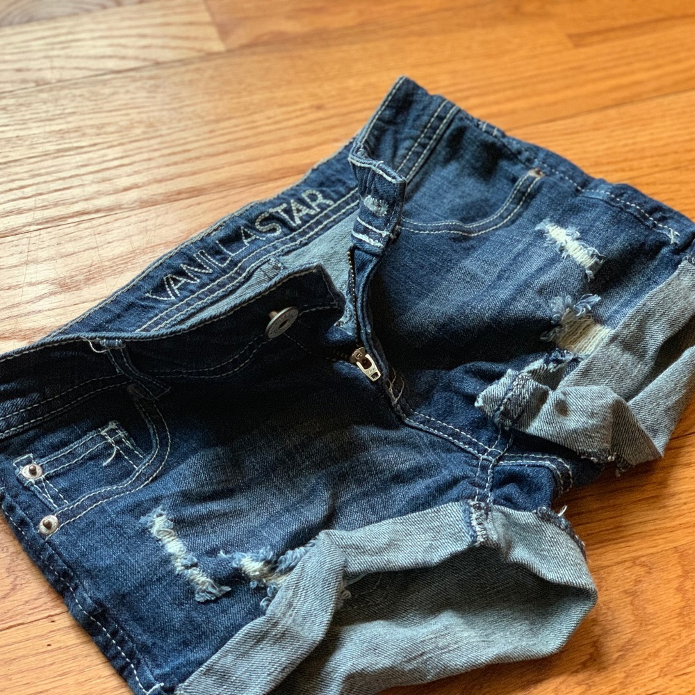 NAVY DENIM W/ WHITE STITCH